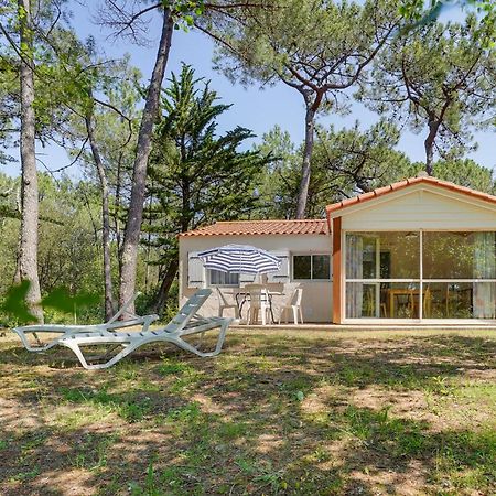 Beautiful home in LAiguillon-la-Presqu La Faute-sur-Mer Extérieur photo
